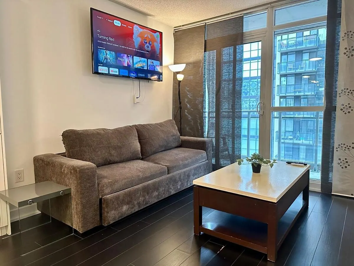 Spacious & Central 1 Bdrm 2 Real Beds Toronto Canada